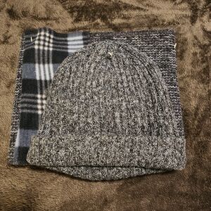 Highland Originals | Super Soft Gender-Neutral Beanie & Reversible Scarf Set